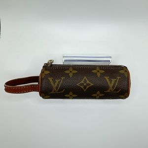 Louis Vuitton *rare* vintage mini papillon barrel pouch